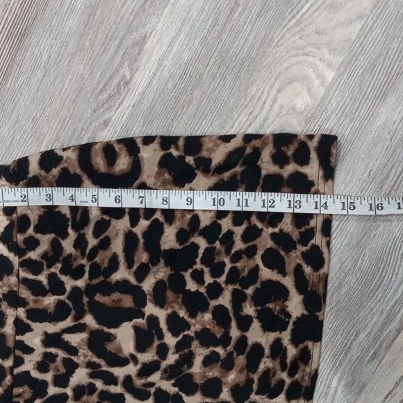 Chic Leopard Print Women's Skort Skirt Size L - Picture 6 of 10
